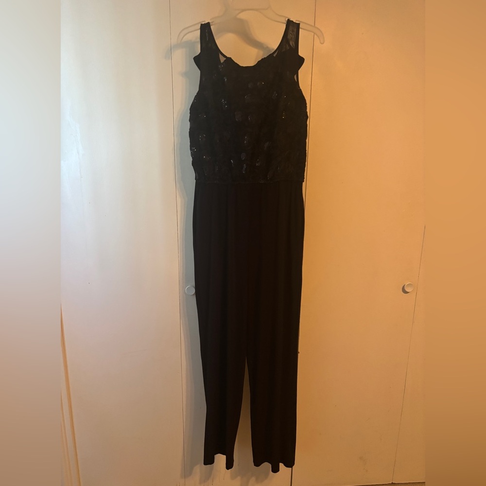 Enfocus Studio Elegant Black Sleeveless Jumpsuit